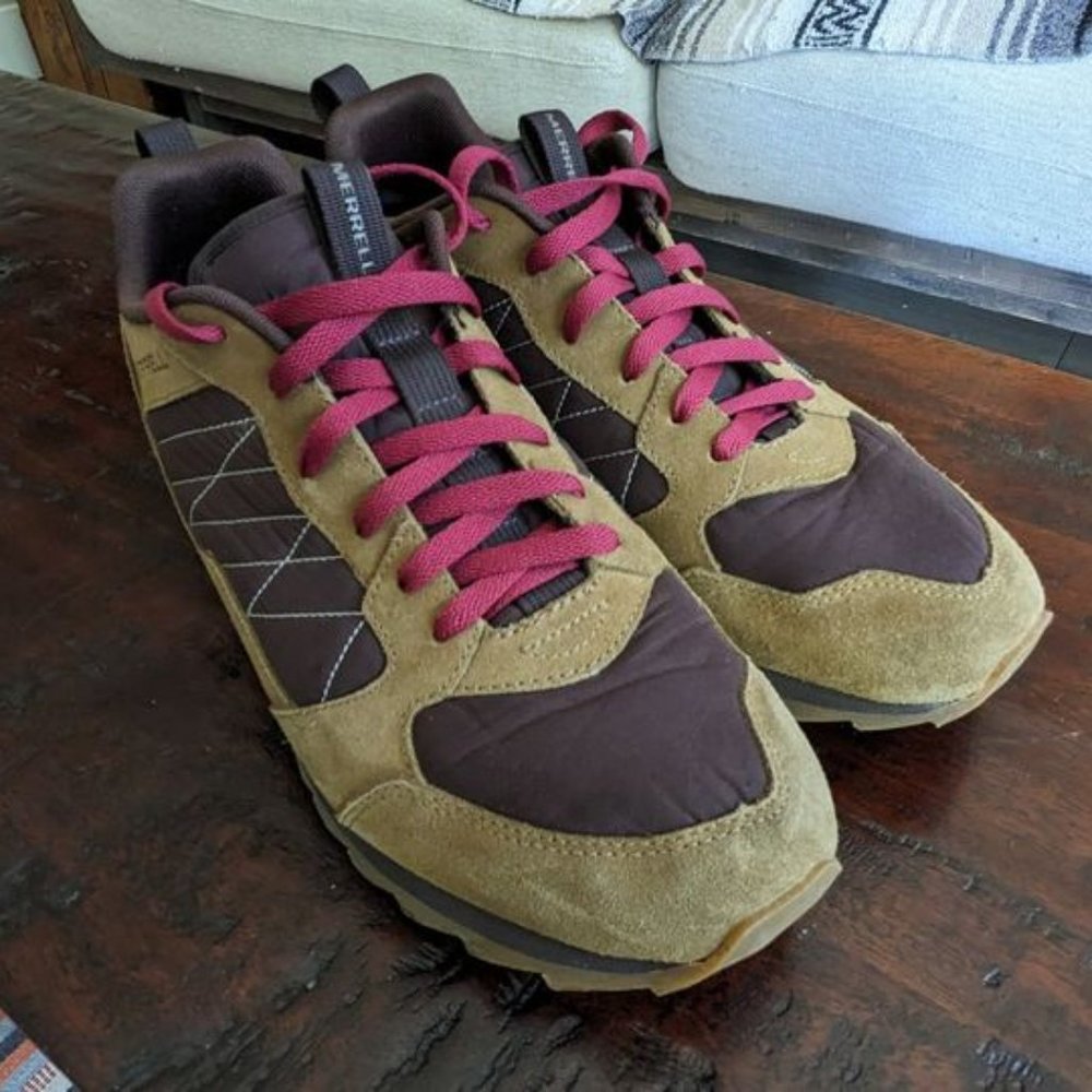 Merrell Alpine Sneaker Size 10 Mens (Butternut Color)